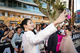 PINK CARPET - 27 AVRIL