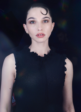 MADAME FIGARO RISING STAR AWARD - MARIE COLOMB